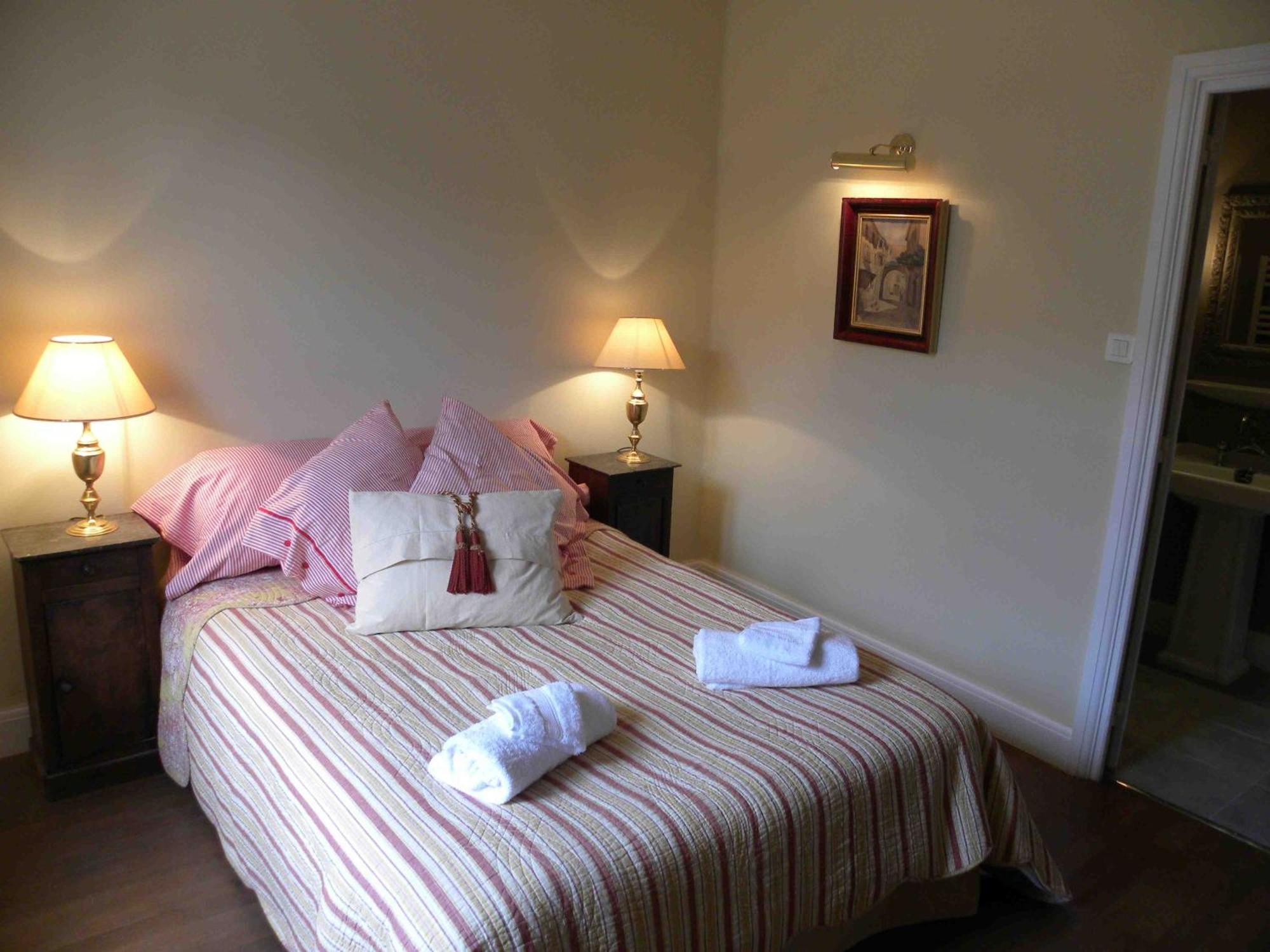 Le Logis Alexandra Bnb La Trimouille 外观 照片