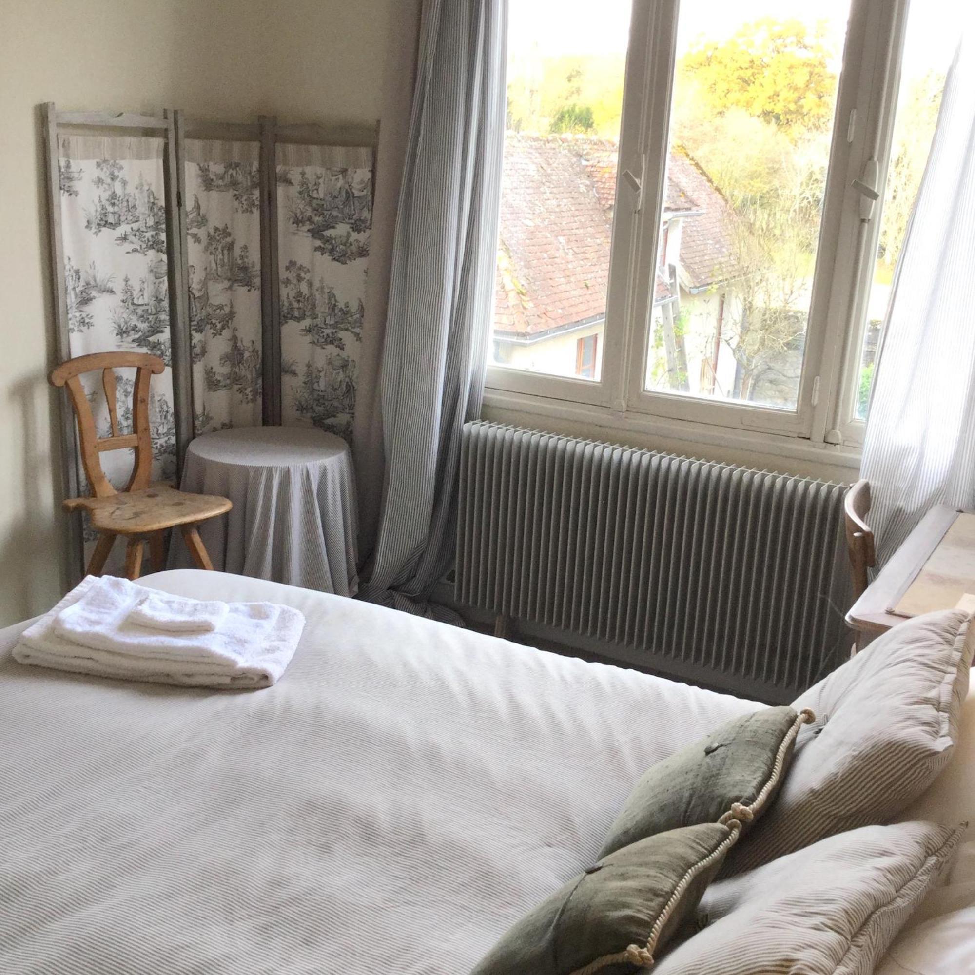 Le Logis Alexandra Bnb La Trimouille 外观 照片