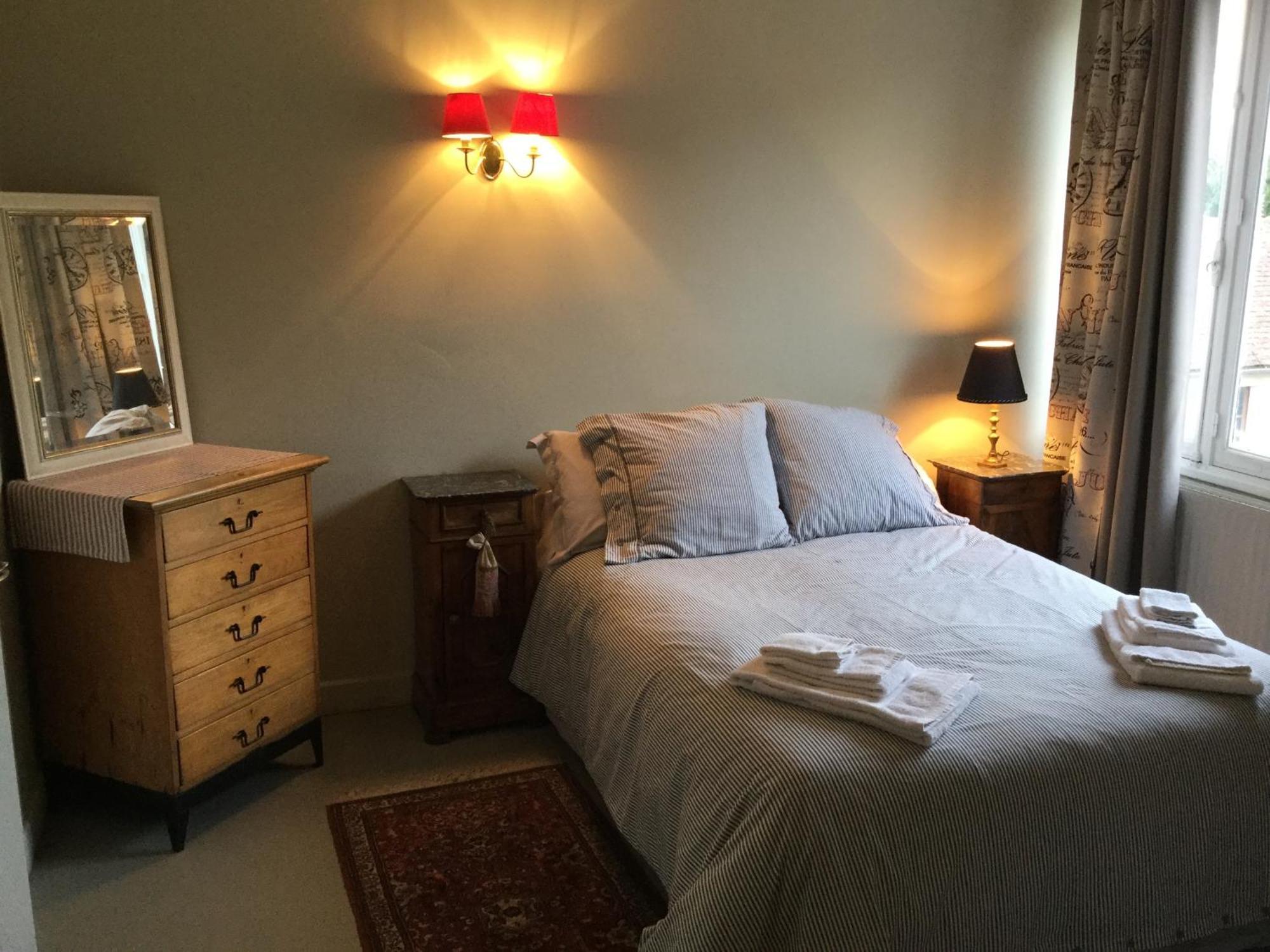 Le Logis Alexandra Bnb La Trimouille 外观 照片