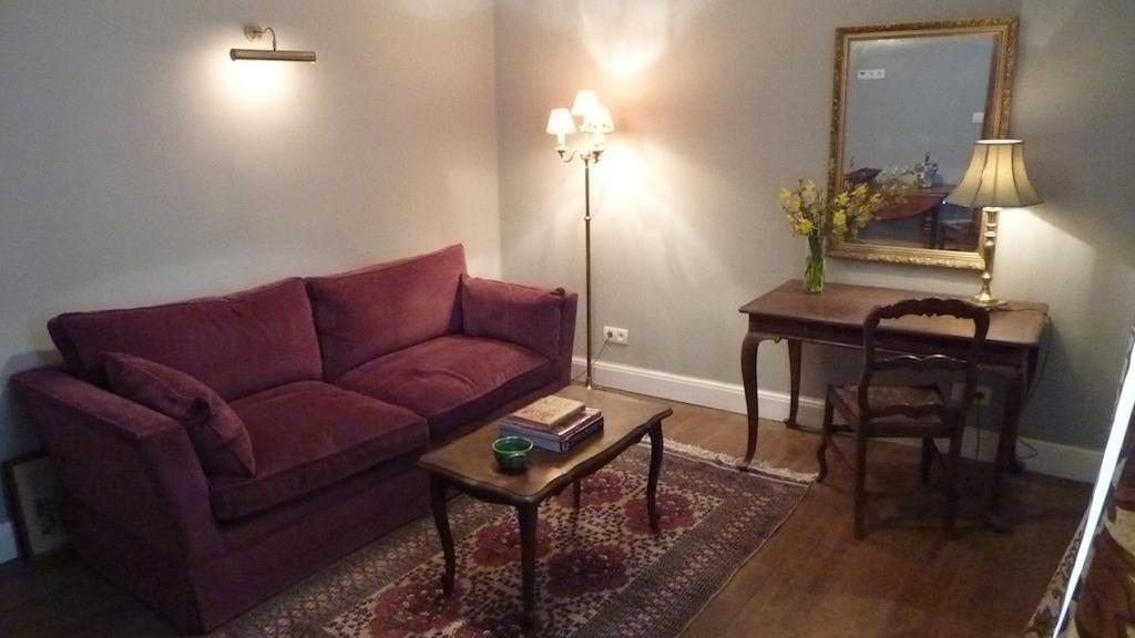 Le Logis Alexandra Bnb La Trimouille 客房 照片